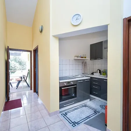 Apartman By The Sea Mandre, Pag - 22885 *