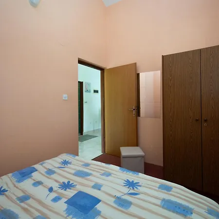 Appartement By The Sea Mandre, Pag - 22885 *